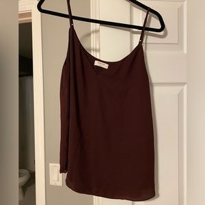 Aritzia’s Babaton Burgundy V-Neck Tank Top